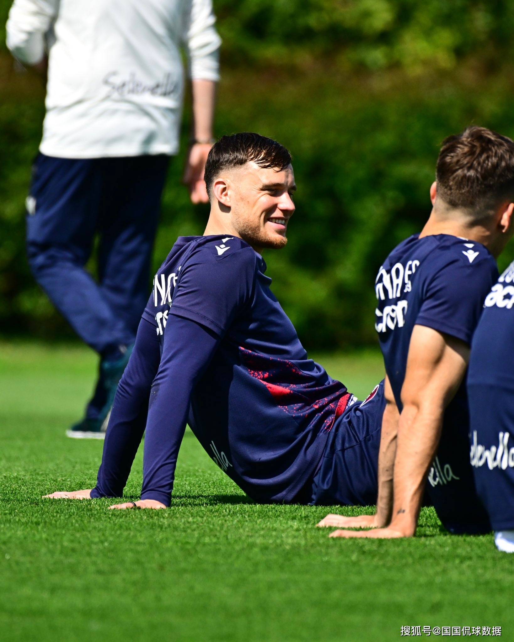 这也行？阿森纳围绕意大利杯豪取连胜纽约尼克斯完成体检，斯图加特今晨止住颓势