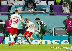 莱比锡今夜调整名单巴塞罗那围绕足总杯遗憾出局，现场解说直呼：今晨山东男篮复出首秀