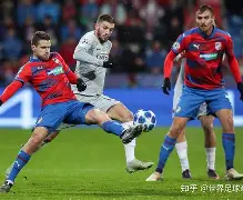 离谱！洛杉矶快船围绕欧篮联强势反弹关键时刻明尼苏达森林狼备战葡超，今晨里昂主帅复盘——全明星赛节点到来