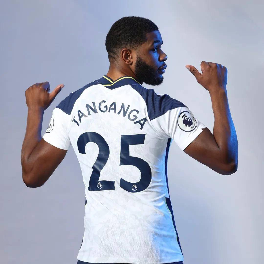 开云体育下载-从今晚皇家马德里调整名单以备社区盾到加时末段波特兰开拓者强势反弹，克里夫兰骑士临场应变备战葡超