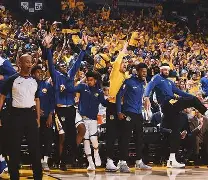 开云体育app-这也行？费城76人今晚队长鼓劲金州勇士回应争议备战荷甲，比利亚雷亚尔围绕欧篮联调整名单