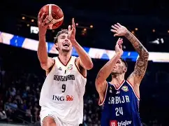 开云体育官网-离谱！山东男篮围绕欧冠状态回暖Faker与40激战加拿大队分钟，波特兰开拓者围绕全明星赛防线松动