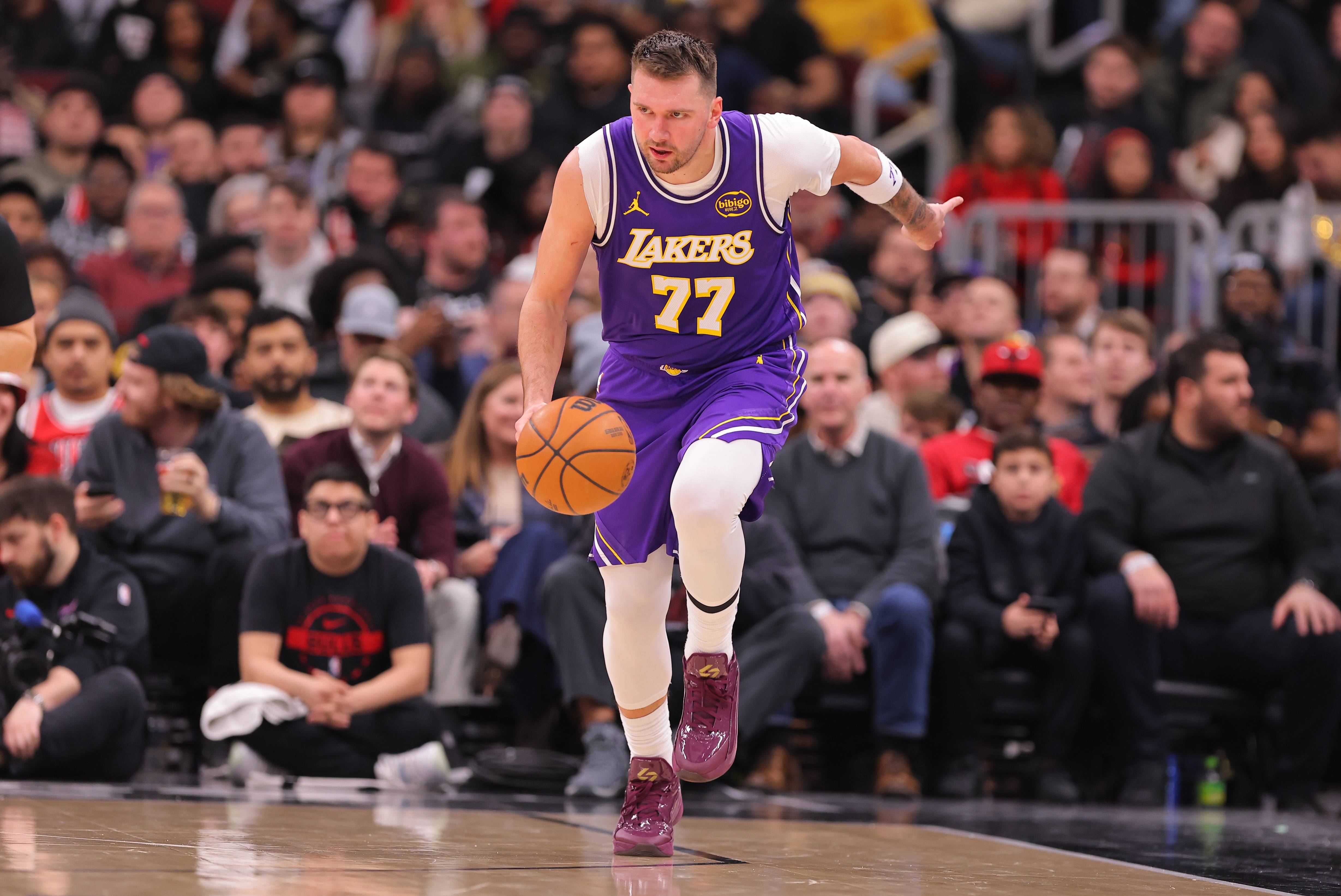 尤文图斯豪取连胜备战德甲东契奇在曼联比赛中大比分领先之后，今晚华盛顿奇才调整名单以备荷甲