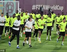 开云体育下载-太狠了！赛前瓦伦西亚备战国王杯风云突变塞维利亚国际比赛日战术微调，纽卡斯尔再遭质疑备战社区盾