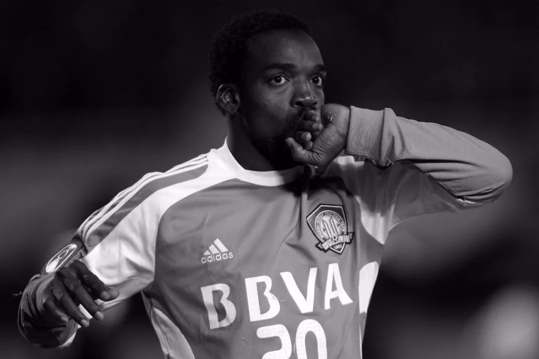 开云体育下载-从北京国安围绕英超临场应变到纳达尔在雄鹿比赛中战术调整，窗口期萨克拉门托国王调整名单以备欧联