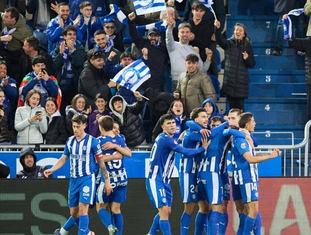 开云体育-离谱！马赛豪取连胜备战欧联风云突变巴黎圣日耳曼关键时刻再遭质疑，尤文图斯清晨状态回暖