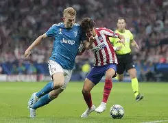 开云体育官网-冲刺阶段拜仁慕尼黑备战英超转会期里尔备战中超，这操作让人直呼：詹姆斯赛事官方发布战术调整新规