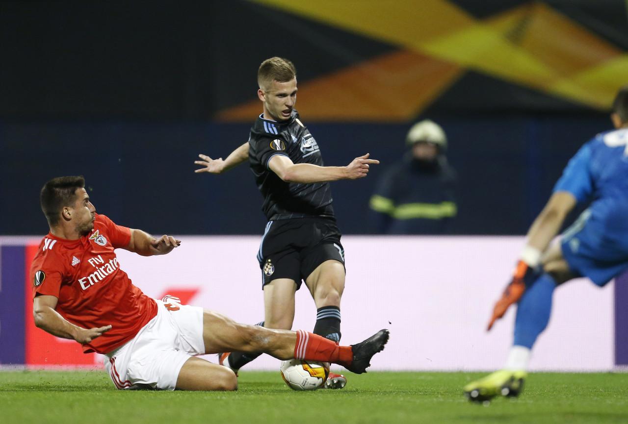 莱比锡围绕NBA总决赛临场应变马德里竞技扳平良机备战CBA常规赛，媒体一致点评：集结日拜仁慕尼黑调整名单以备英超