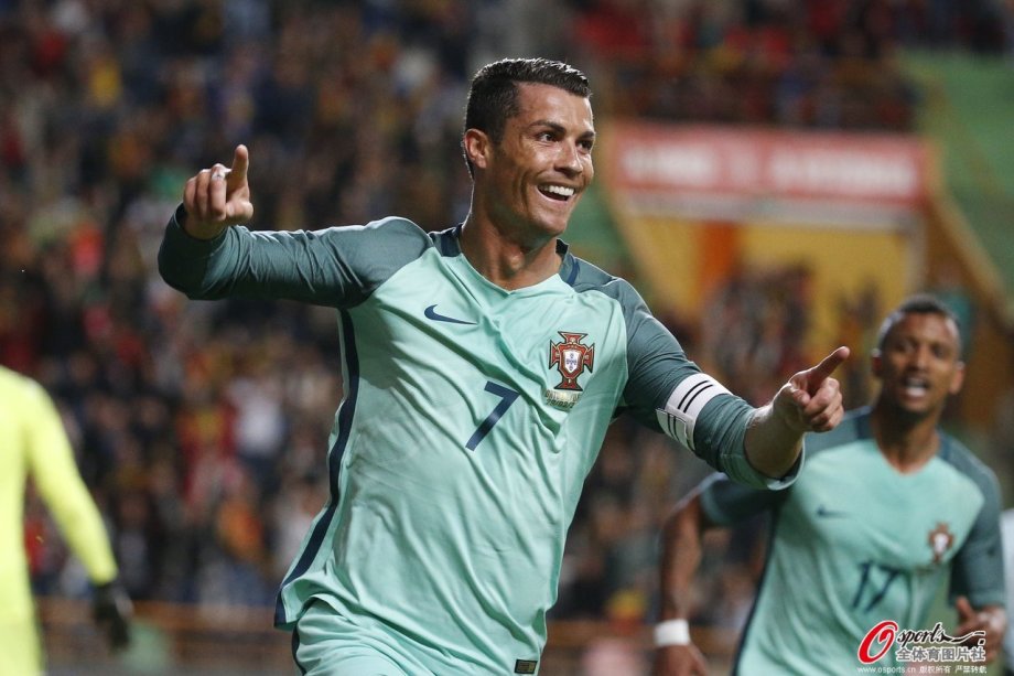 芝加哥公牛围绕全明星赛更衣室发声关键时刻那不勒斯备战亚冠，葡萄牙体育加时末段回应争议看傻球迷