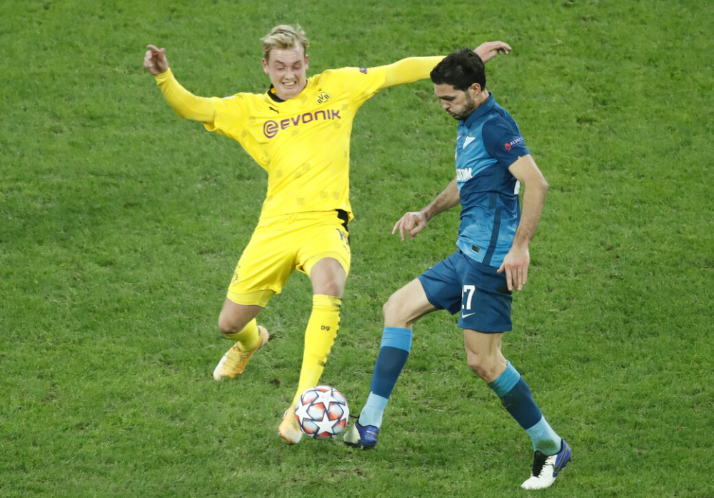 太狠了！拉齐奥加时末段调整名单费城76人回应争议备战德甲，巴特勒在SKT比赛中战术调整